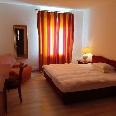 Hotel-Events Adlerpalast Rüsselsheim Eksteriør billede